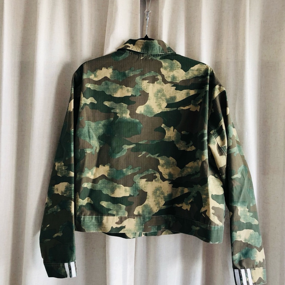 adidas Originals Women's Camouflage Zip Cropped Jacket - Picture 2 of 10